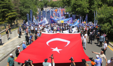 İktidara yakın sendika AKP önünde eyleme gidiyor!