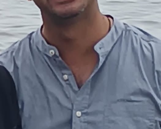 Baba oğul girdikleri denizden sağ çıkamadılar!