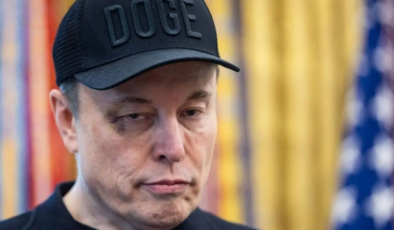 Elon Musk komşularını bıktırdı: Camlar patladı, yollar kapandı
