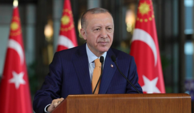 Cumhurbaşkanı Erdoğan, karne alan öğrencileri tebrik etti