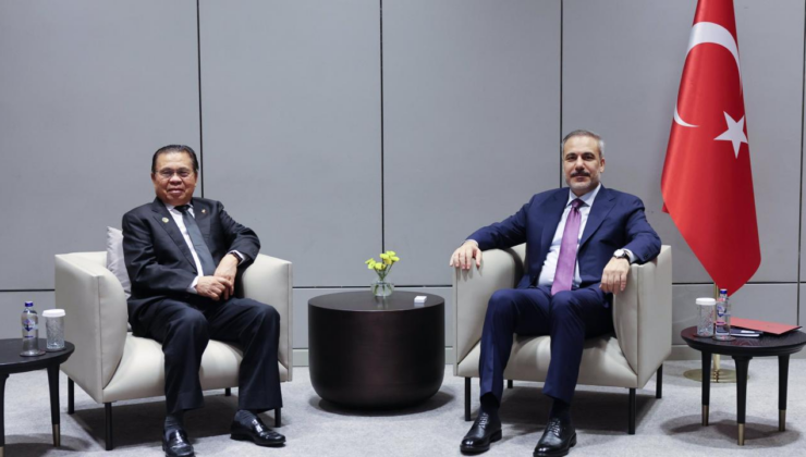 Bakan Fidan, Filipinler Moro İslami Kurtuluş Cephesi Lideri İbrahim'i kabul etti