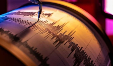 EN SON DEPREMLER: Az önce deprem mi oldu? En son nerede ve ne zaman deprem oldu?
