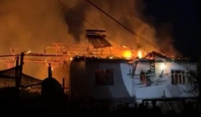 Zile'de köy evi çıkan yangında küle döndü