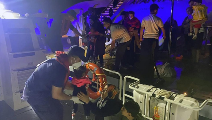 Fethiye açıklarındaki düzensiz göçmenler kurtarıldı