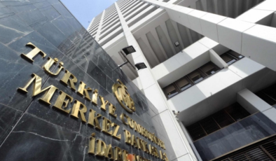Merkez döviz sevdasıyla savaşıyor