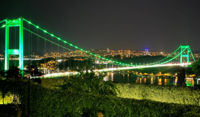 FSM Köprüsü, Skolyoz Farkındalık Günü dolayısıyla yeşile büründü