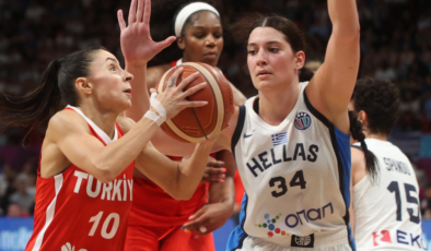 A Milli Kadın Basketbol Takımı Avrupa Şampiyonası'nda çeyrek finale yükseldi