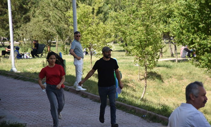 Yanlış belgeyle geldi, sınava alınmadı