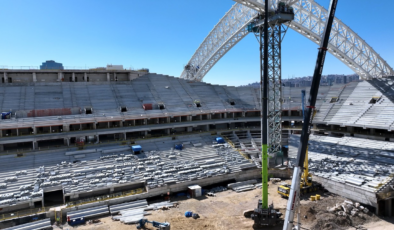 Futbol topu şeklinde olacak! İki bakandan 19 Mayıs Stadyumu paylaşımı