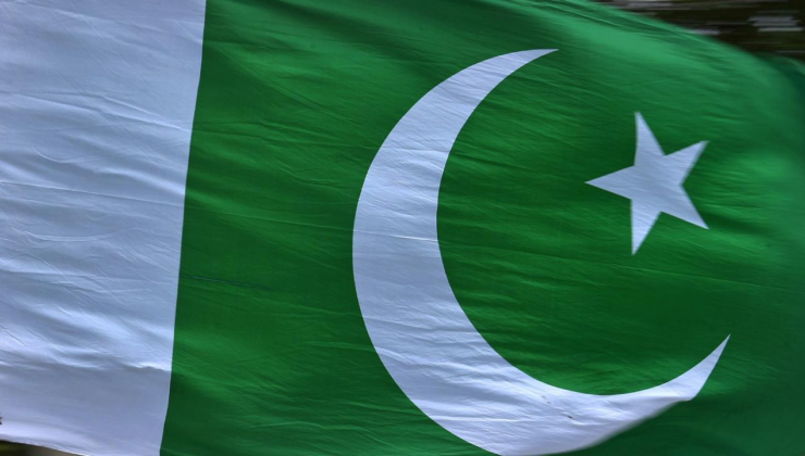 Pakistan, ABD'nin İran'daki nükleer tesislere saldırısını kınadı