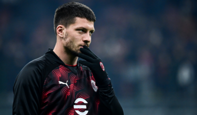 Milan'dan Luka Jovic kararı!