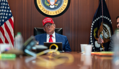 ABD Başkanı Trump: Rejim İran'ı tekrar büyük yapmıyorsa neden rejim değişikliği olmasın?