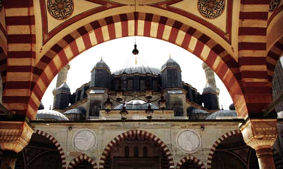 Selimiye Camii'nde hat krizi çıktı