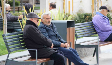 Emekli maaşı ne kadar olacak? Emekli zammı belli oldu mu? En düşük emekli yükselecek mi?