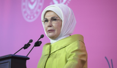 Emine Erdoğan: Sıfır Atık kulüpleriyle gençlerimiz yaşanabilir bir dünya için öncülük edecek