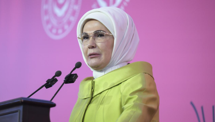 Emine Erdoğan: Sıfır Atık kulüpleriyle gençlerimiz yaşanabilir bir dünya için öncülük edecek
