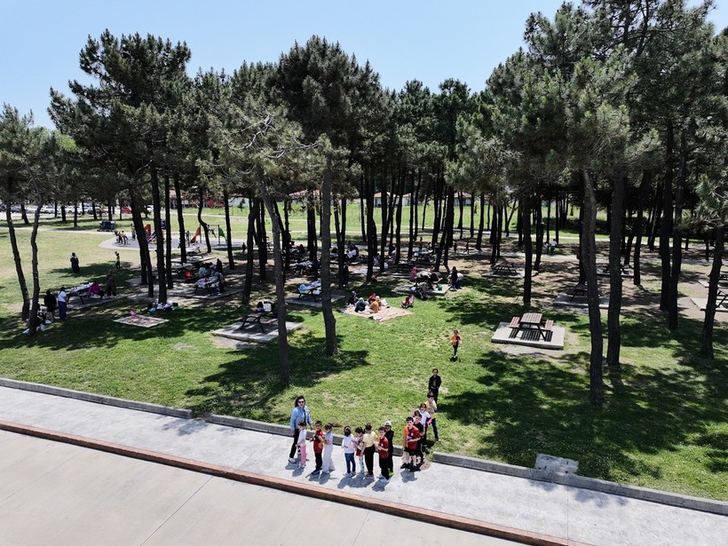 Alaçam turizmde yükseliyor: 18 kilometrelik kumsalıyla göz kamaştırıyor - Resim : 3