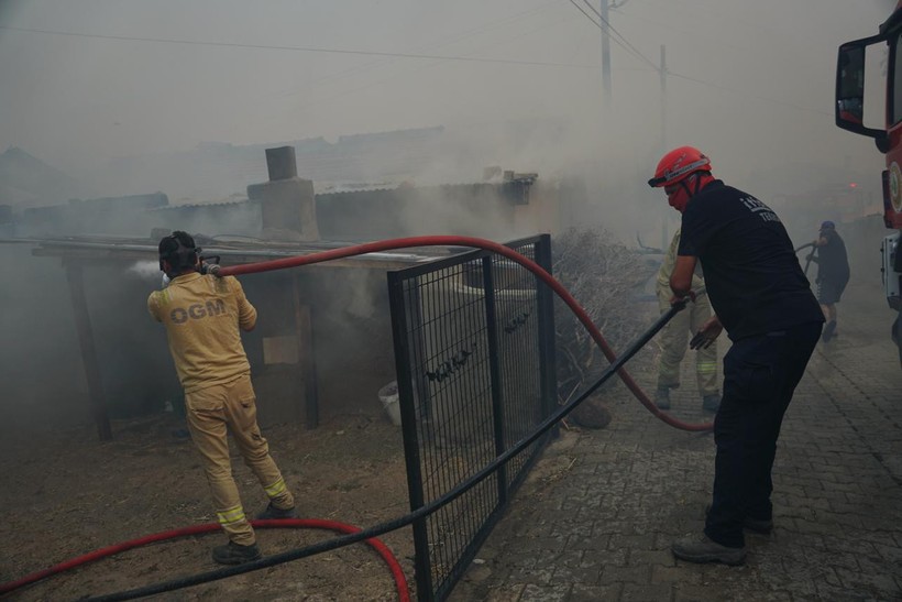 Tekirdağ'daki yangın köylere doğru ilerliyor: Korkunç görüntüler - Resim : 2