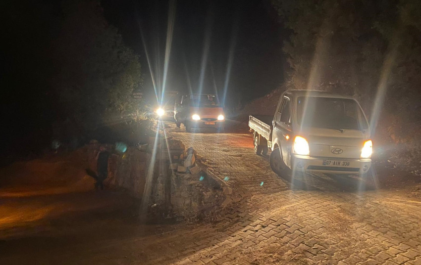 Karabük, Antalya, Ankara ve Mersin yanıyor! Bakan Yumaklı: 6 ilde 7 yangın kontrol altında - Resim : 16