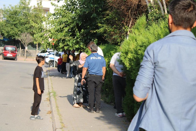 Kayseri'de dehşet! Husumetlisini namaz kılarken bıçakladı - Resim : 2