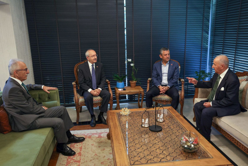 CHP lideri Özgür Özel'den eski başkan Kemal Kılıçdaroğlu'na ziyaret - Resim : 1