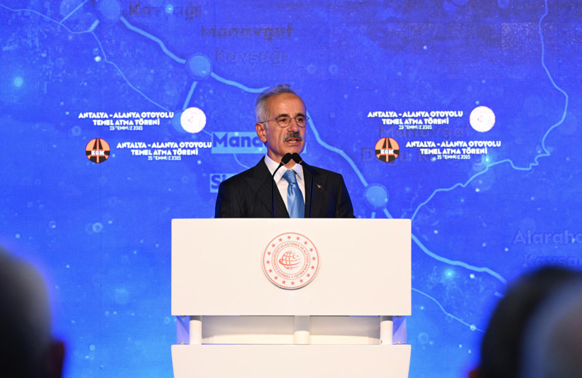 Turizmin kalbine dev yatırım: Antalya-Alanya Otoyolu’nun temeli atıldı - Resim : 3