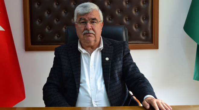 "Mersinli şeftali üreticisi maliyetin yarısına ürün satıyor"