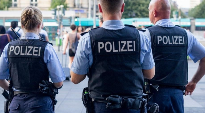 Köln'de kadın Türk polisi Almanya'yı karıştırdı! Türkiye için casusluk iddiası