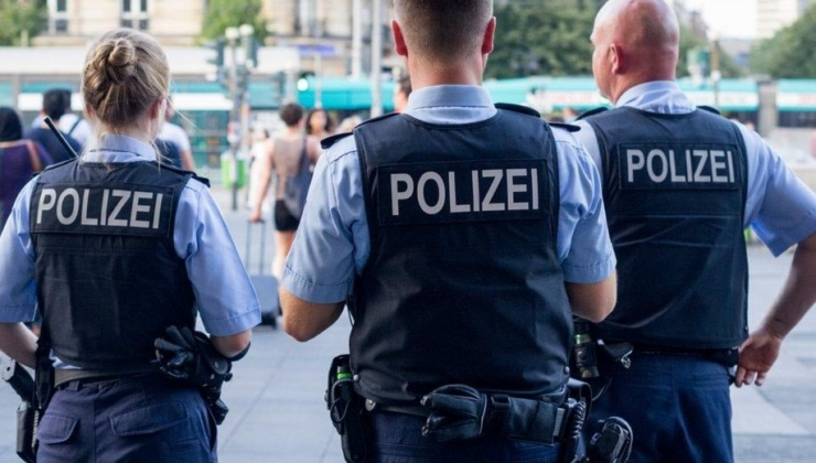 Köln'de kadın Türk polisi Almanya'yı karıştırdı! Türkiye için casusluk iddiası