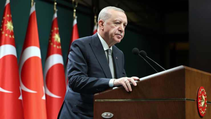 Cumhurbaşkanı Erdoğan: Erzurum Kongresi'nde ortaya çıkan şuur geleceğe yürüyüşümüzde en büyük gücümüzdür