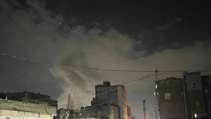İşgalci İsrail, Temmuz 2024'ten bu yana Yemen'de havalimanı ve liman gibi hayati tesislere 12 saldırı gerçekleştirdi