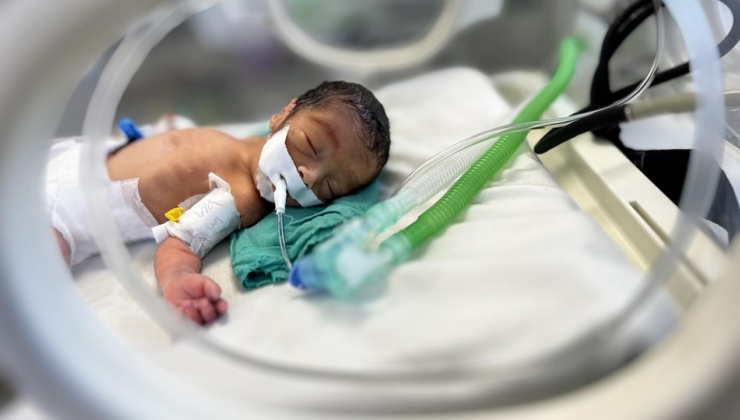 Gazze'de biri bebek 2 çocuk daha açlıktan hayatını kaybetti