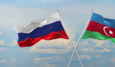 Rusya'dan Azerbaycan'daki vatandaşlarına uyarı