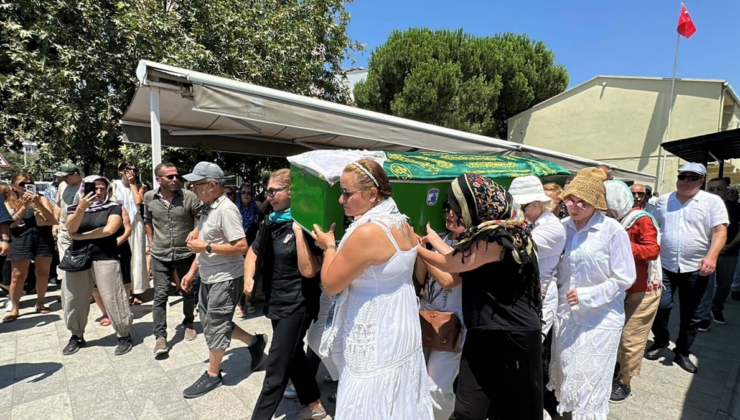 Strece sarılı cesedi bulunmuştu:  Dinara'nın tabutunu kadınlar taşıdı