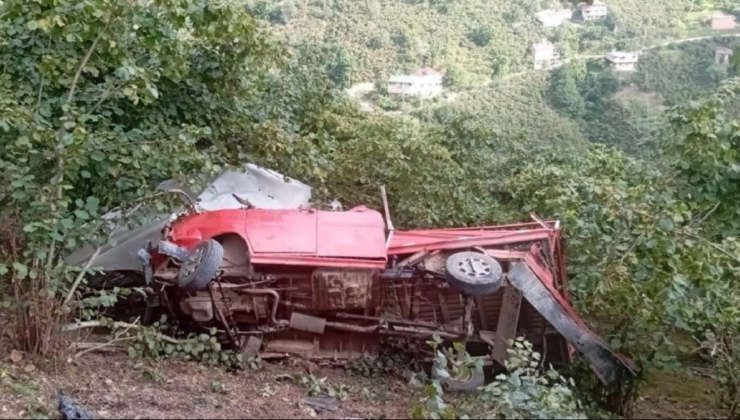 Tarım işçilerini taşıyan kamyonet şarampole yuvarlandı; Ölü ve yaralılar var