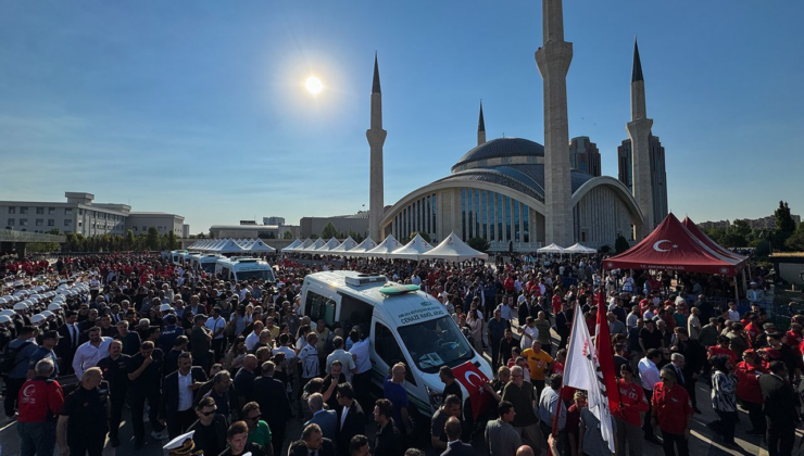 Eskişehir'de hayatını kaybeden 5 AKUT görevlisi gözyaşlarıyla son yolculuklarına uğurlandı