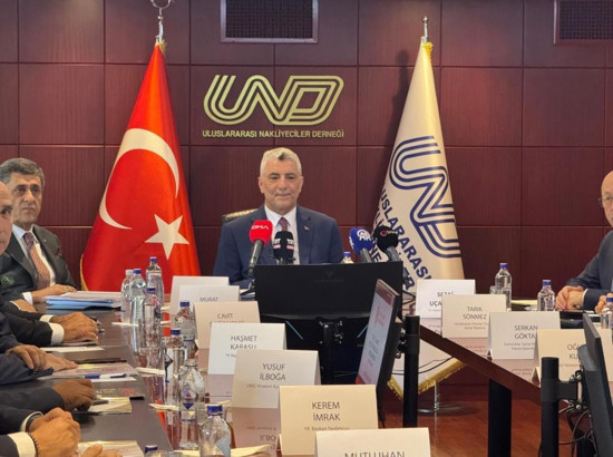 Ticaret Bakanı Ömer Bolat: Milli gelirin 13’te 1’i lojistik sektöründen sağlanıyor