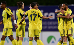 Fenerbahçe-Feyenoord maçının tarihi belli oldu!