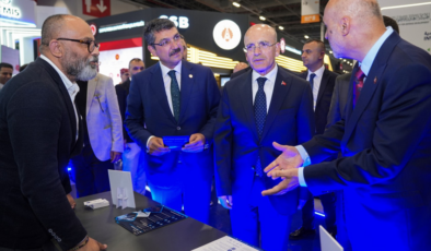 Bakan Şimşek: Türkiye, savunma sanayisinde en gelişmiş ülkelerle arayı kapatıyor