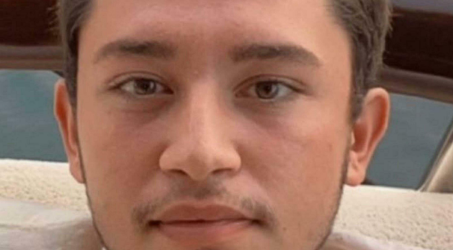 Teknede çıkan kavgada ölen Arda'nın mezarında yürekleri yakan fotoğraf!