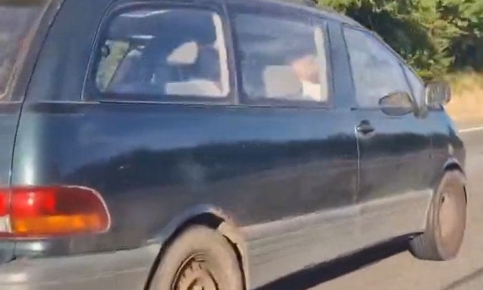 Eski Başbakanın kullandığı aracı görenler şaşırdı