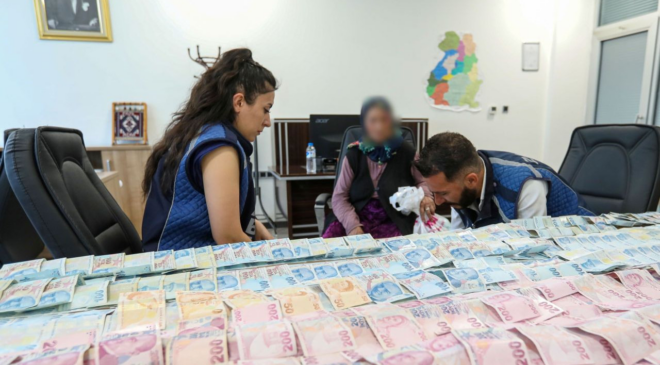 Van’da dilencinin üzerinden 76 bin TL çıktı: Paralara el konuldu