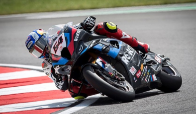 Toprak Razgatlıoğlu, Superbike Macaristan ayağının ilk yarışını kazandı