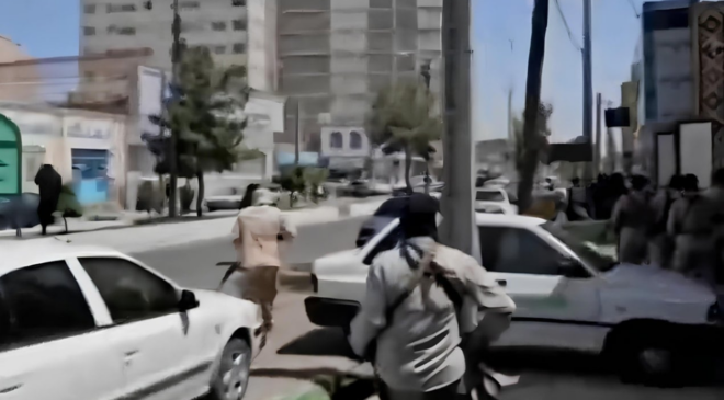 İran'daki Devrim Muhafızları adliyesinde çatışma