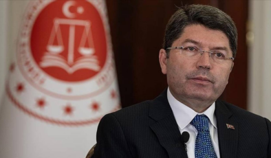 Bakan Tunç: Yangın soruşturmalarında 21 kişi tutuklandı