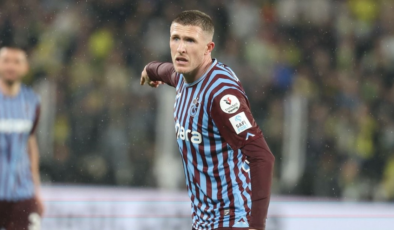 Lundstram kamptan ayrıldı