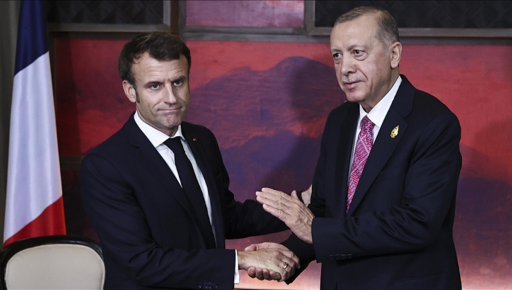 Cumhurbaşkanı Erdoğan, Emmanuel Macron ile görüştü
