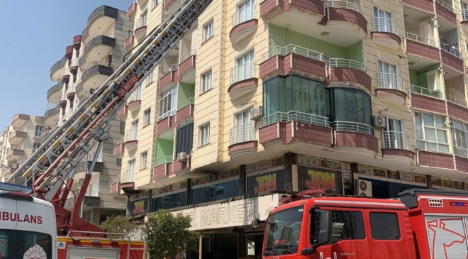 Mardin’de apartman dairesinde çıkan yangın söndürüldü