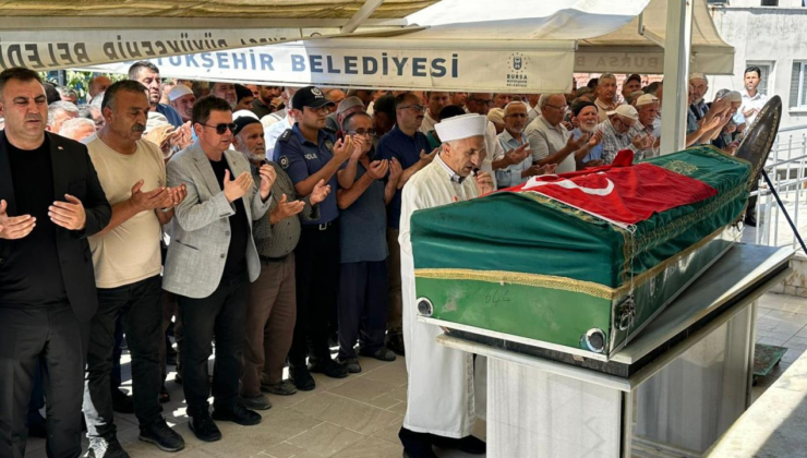 Bursa'da raporluyken yangın bölgesine gönüllü olarak gitmek isteyen itfaiyeci şehit oldu