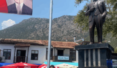 Yunan sporcunun Atatürk anıtı önündeki sevinci olay oldu